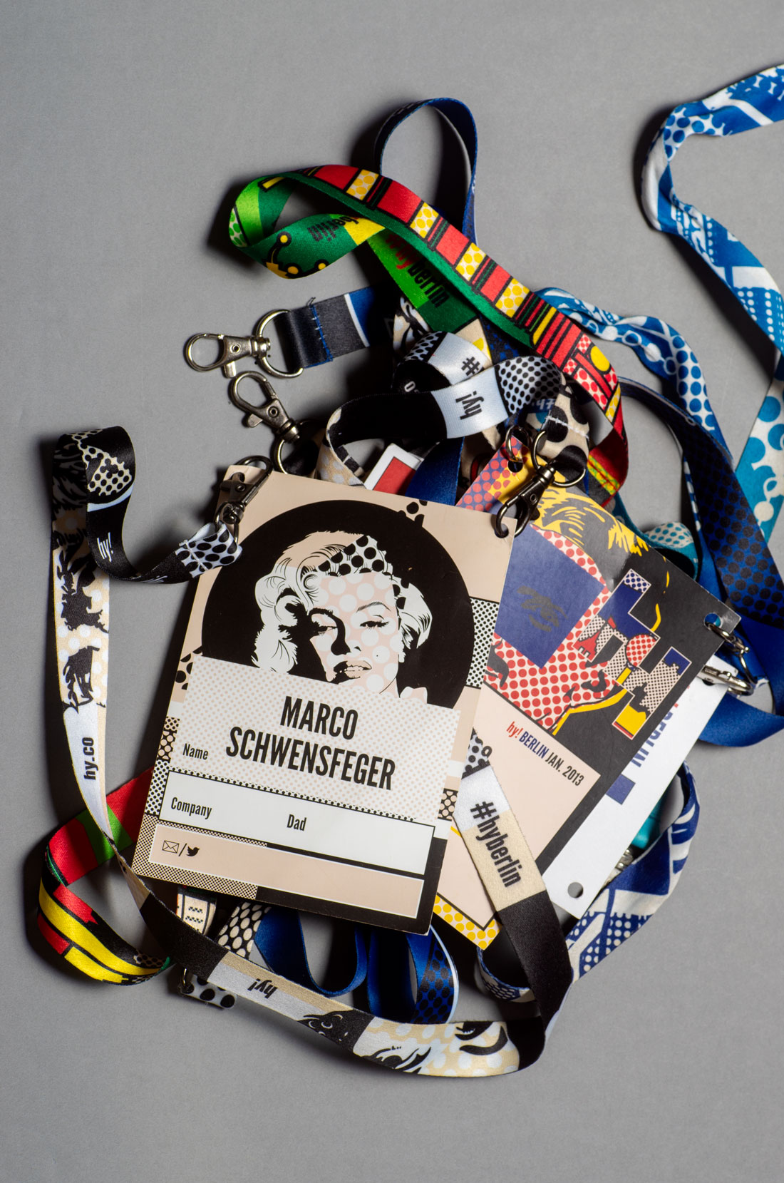 hy_all_nametags_lanyards@2x